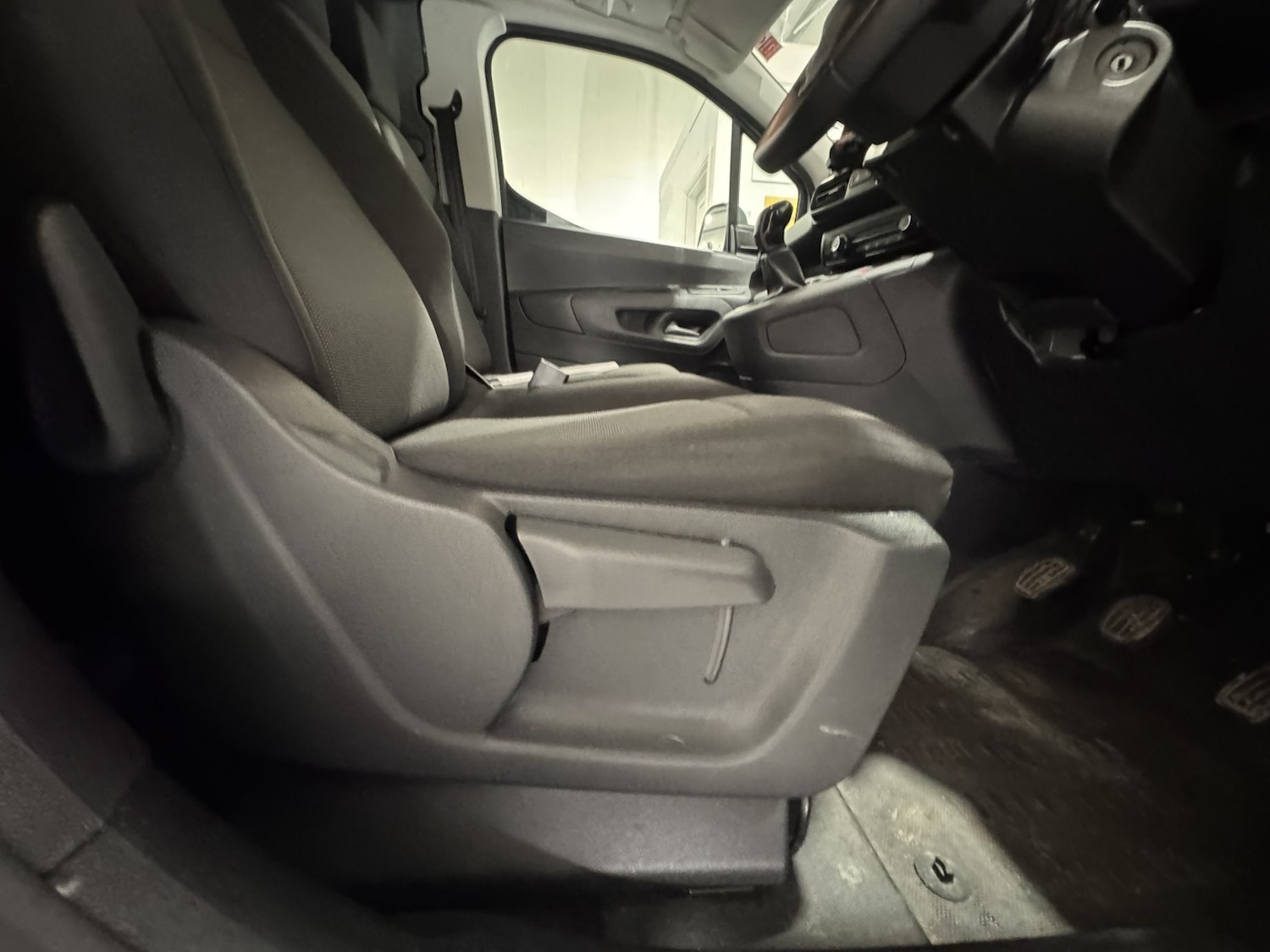 Used Peugeot Partner 2021 for sale - 76461584: Photo 23