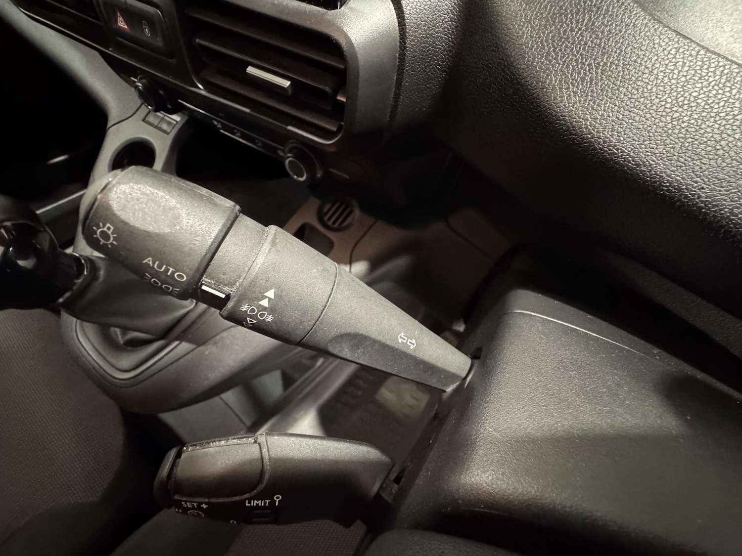 Used Peugeot Partner 2021 for sale - 76461584: Photo 31