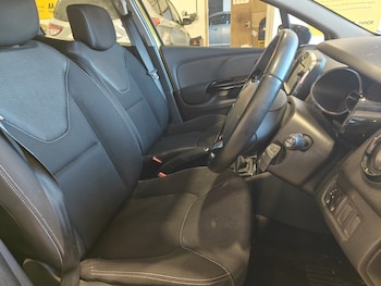 Used Renault Clio 2015 for sale - 79379066: Photo