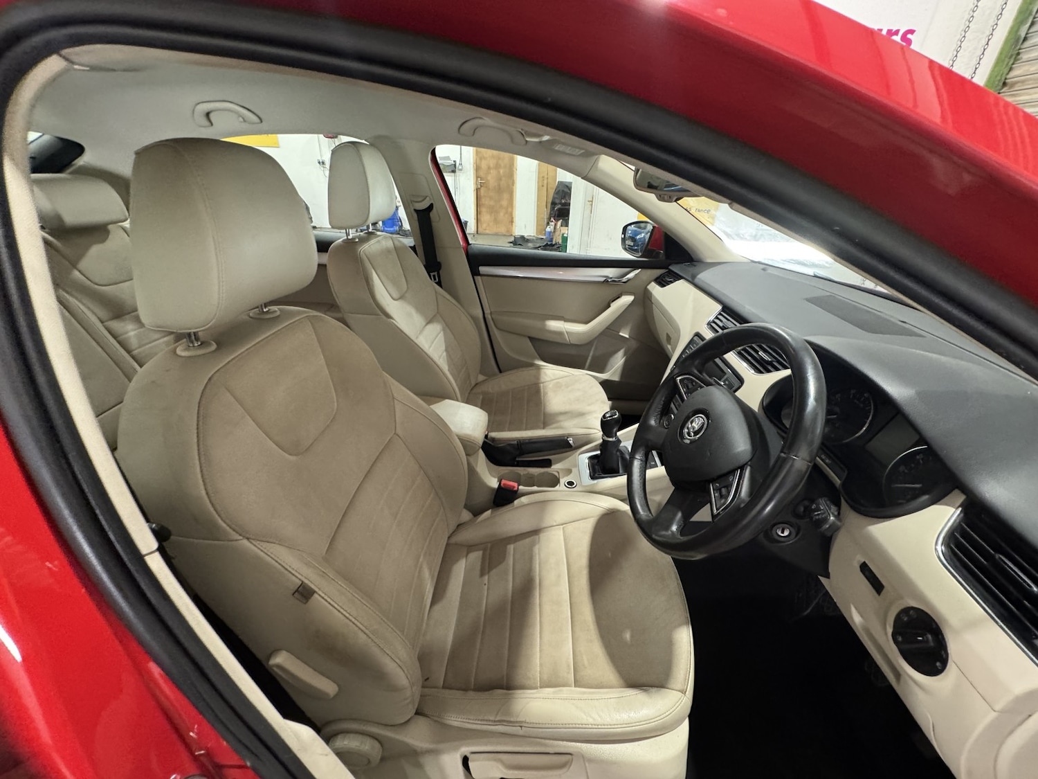 Used Skoda Octavia 2014 for sale - 76945548: Photo 25