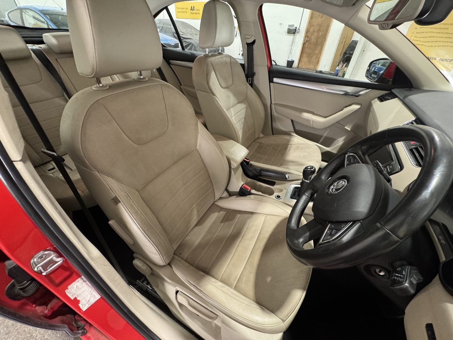 Used Skoda Octavia 2014 for sale - 76945548: Photo 26