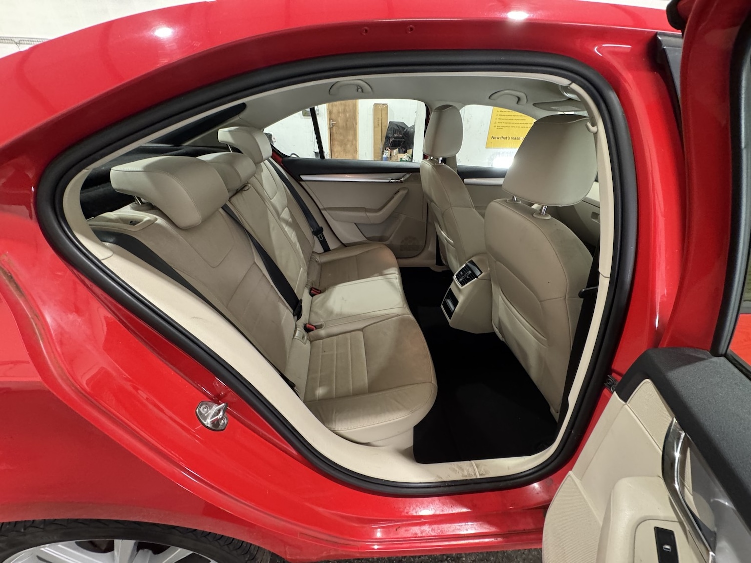 Used Skoda Octavia 2014 for sale - 76945548: Photo 44