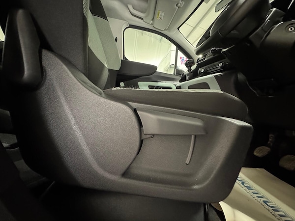 Used Citroen Berlingo 2021 for sale - 75677075: Photo 41