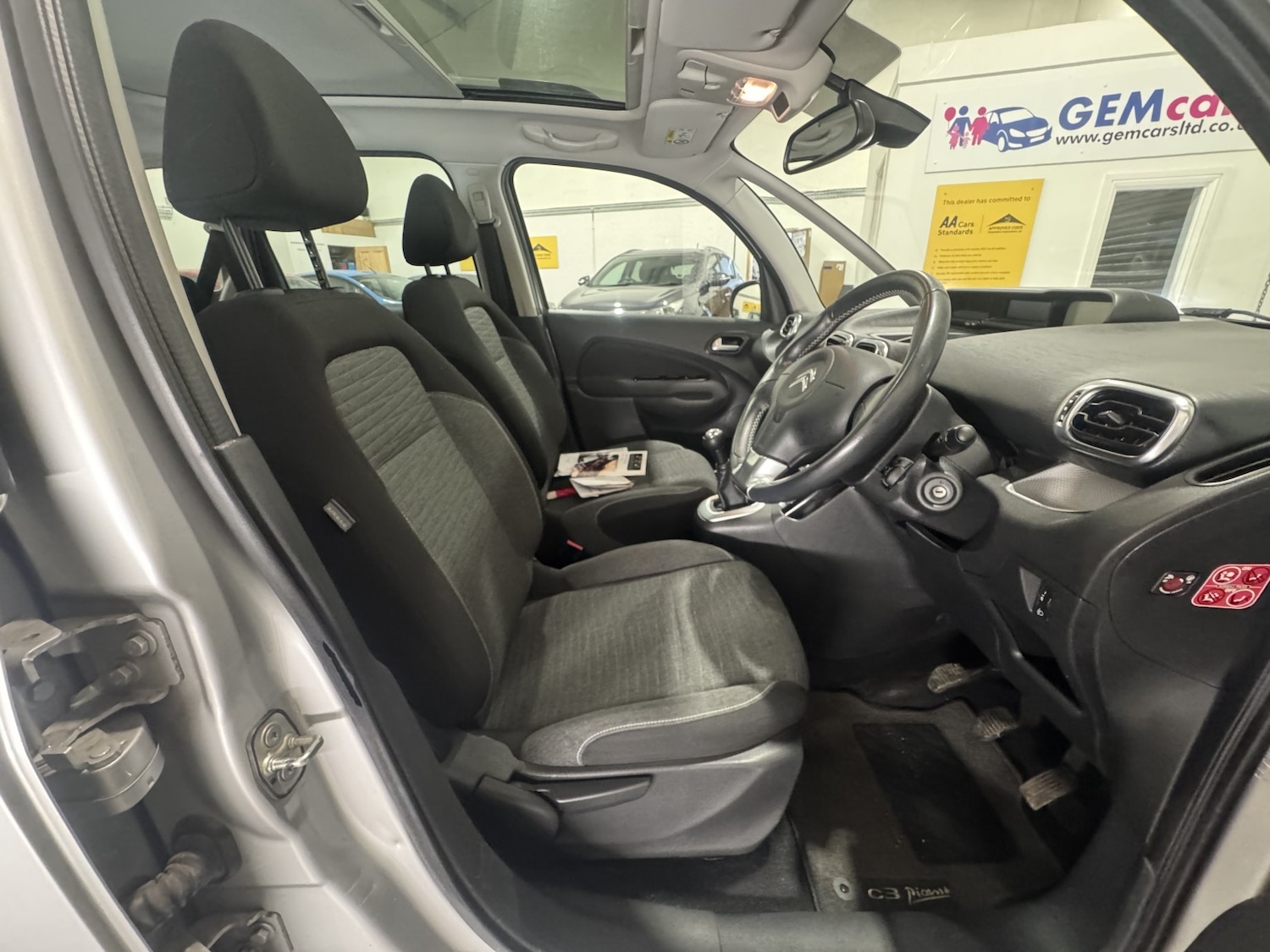 Used Citroen C3 Picasso 2017 for sale - 76547887: Photo 16