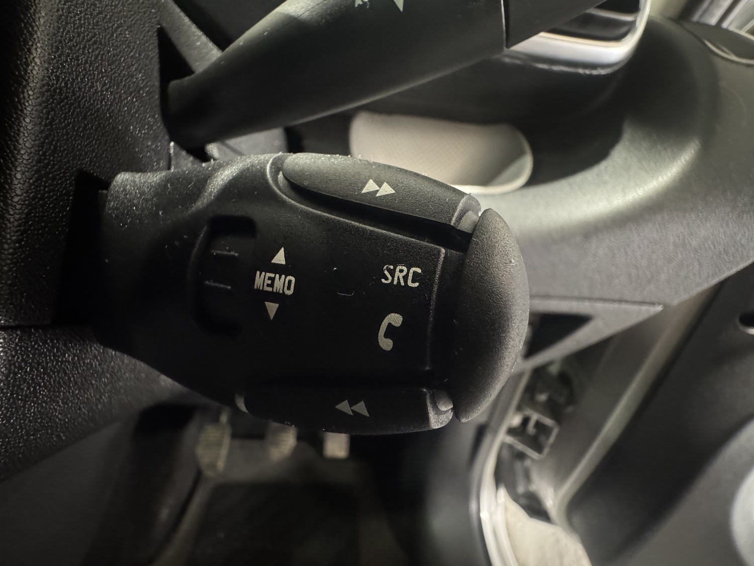 Used Citroen C3 Picasso 2017 for sale - 76547887: Photo 22