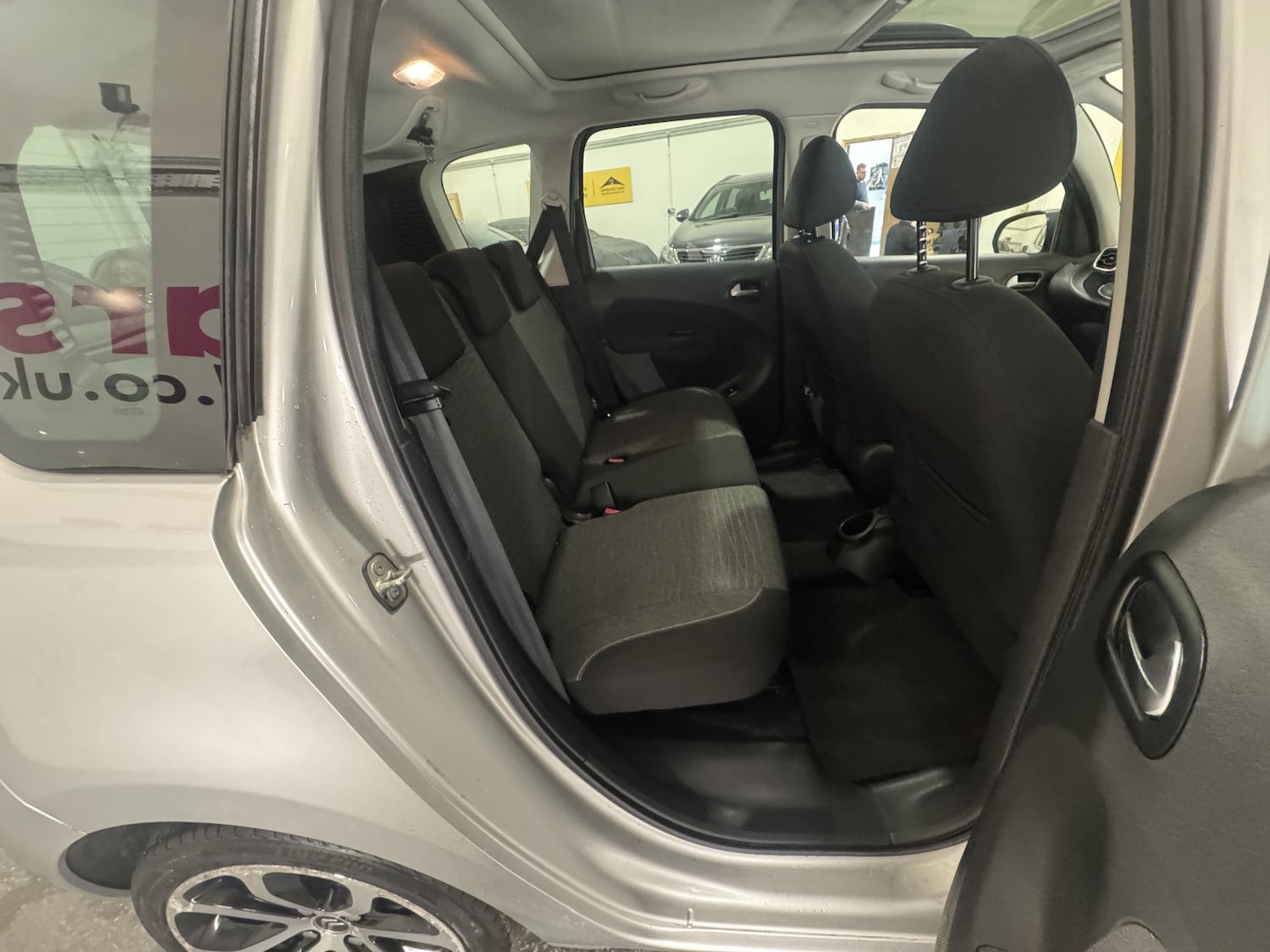 Used Citroen C3 Picasso 2017 for sale - 76547887: Photo 36