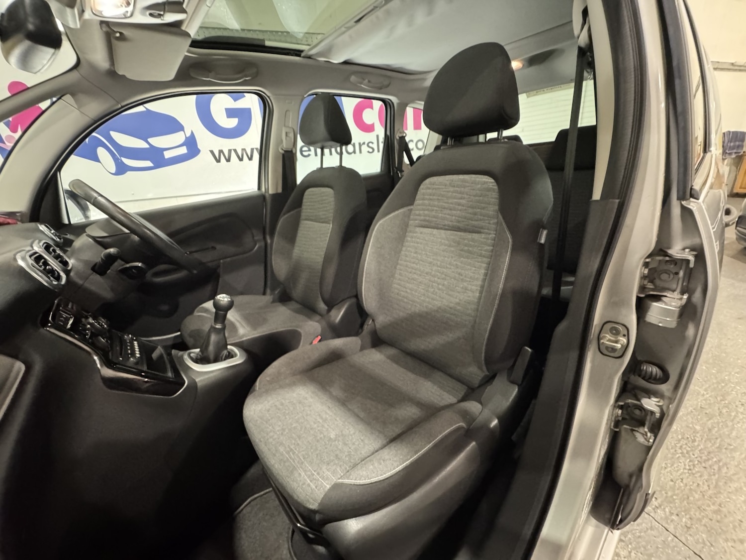 Used Citroen C3 Picasso 2017 for sale - 76547887: Photo 52