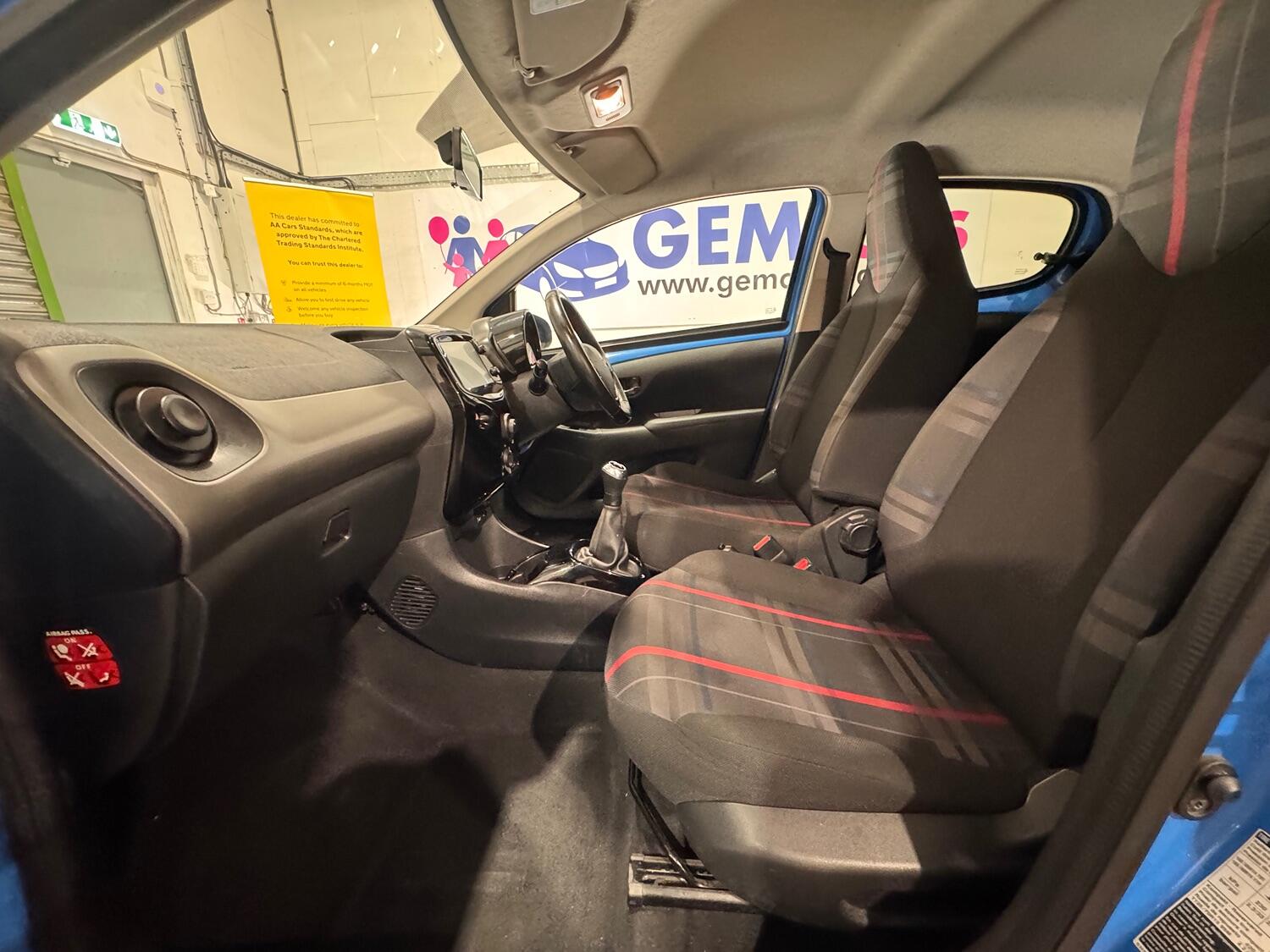 Used Peugeot 108 2015 for sale - 76142471: Photo 48