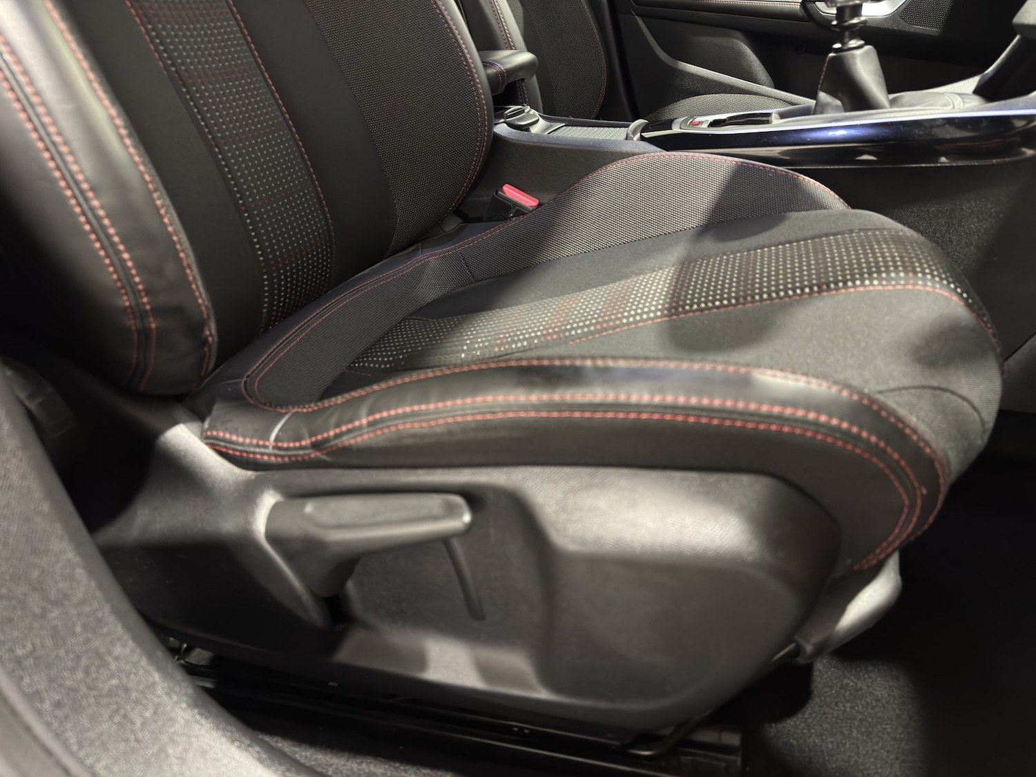 Used Peugeot 308 2016 for sale - 77438263: Photo 22