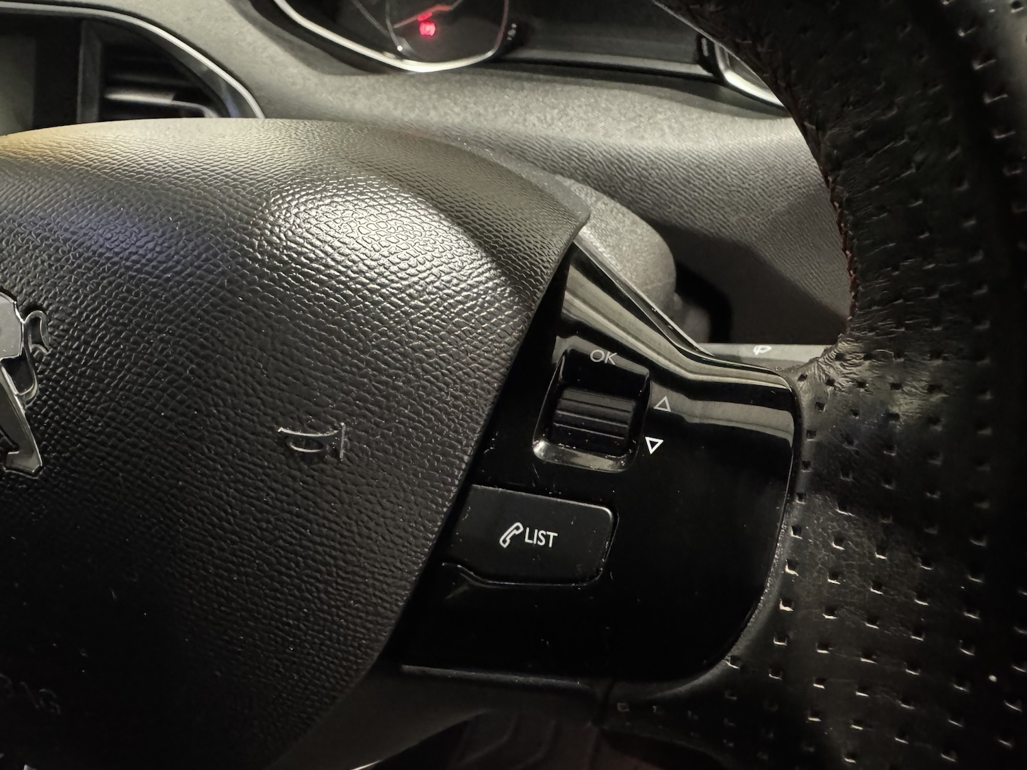 Used Peugeot 308 2016 for sale - 77438263: Photo 29