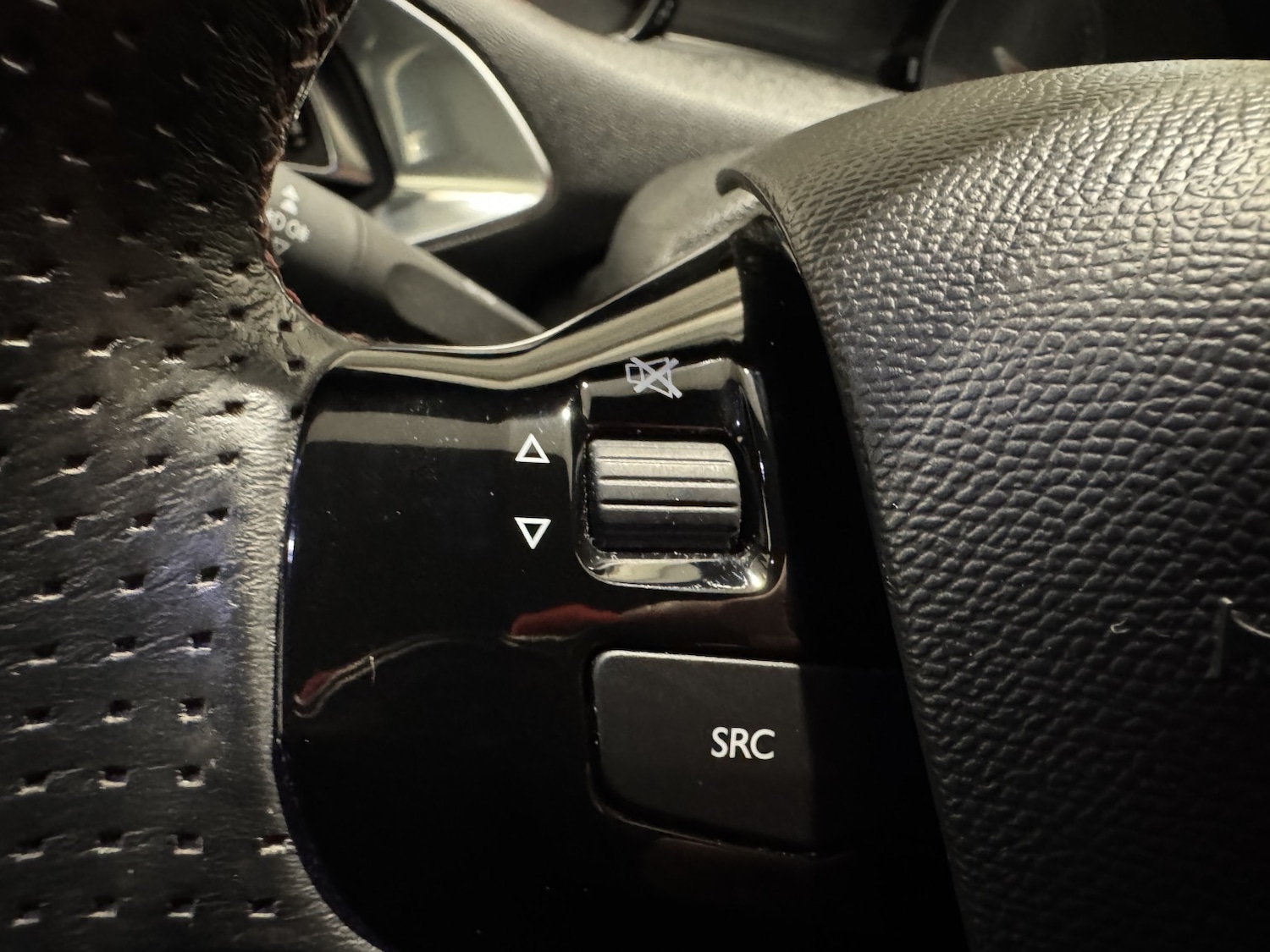 Used Peugeot 308 2016 for sale - 77438263: Photo 30