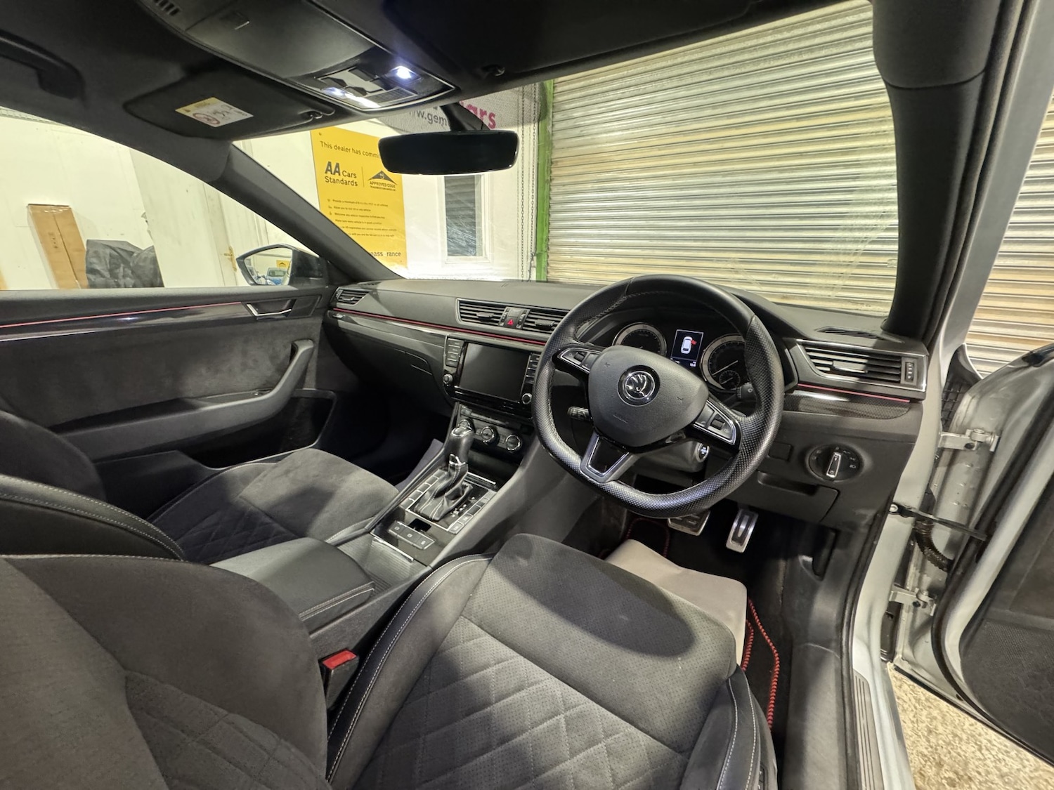 Used Skoda Superb 2017 for sale - 76725693: Photo 27