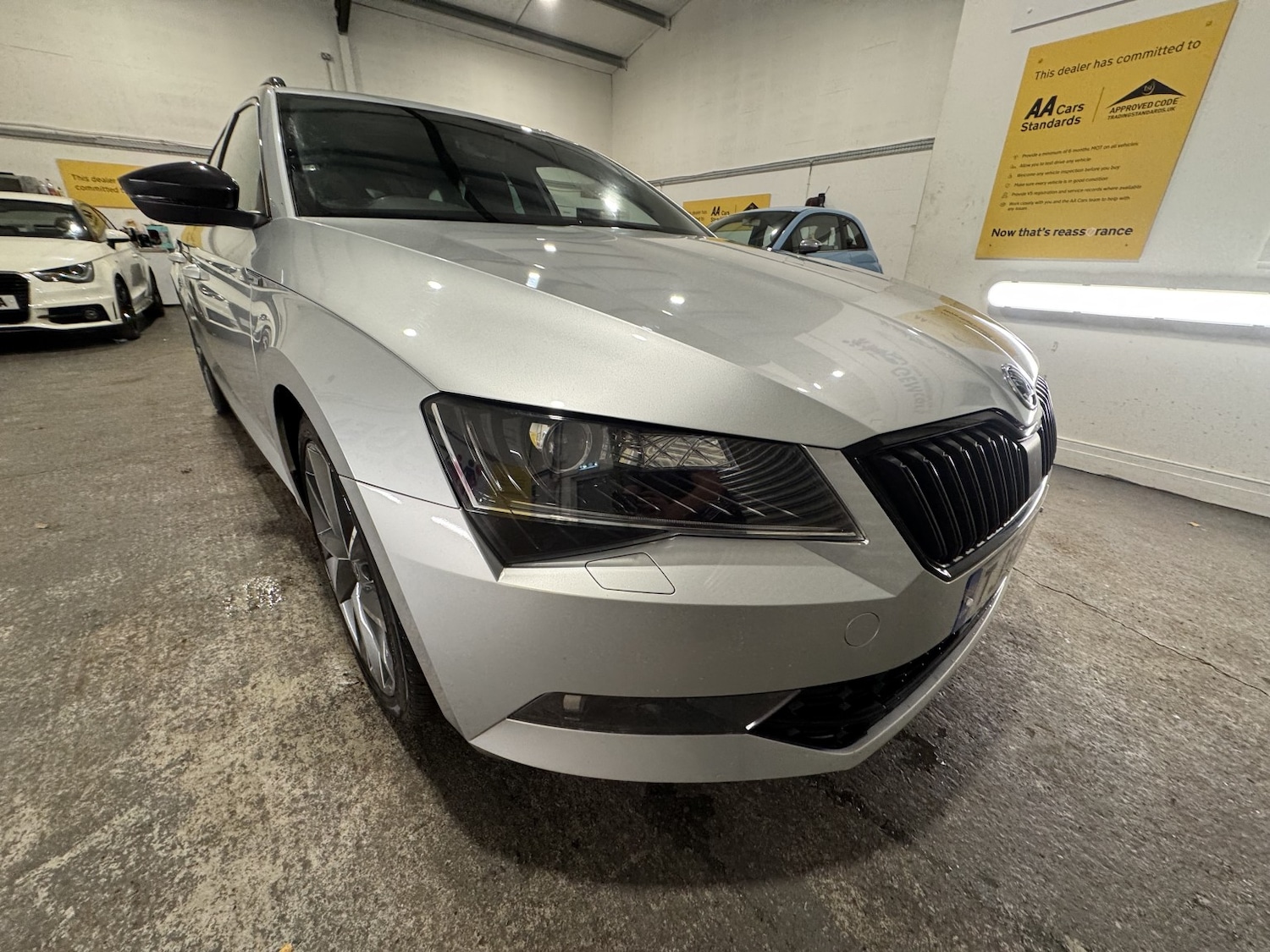 Used Skoda Superb 2017 for sale - 76725693: Photo 4