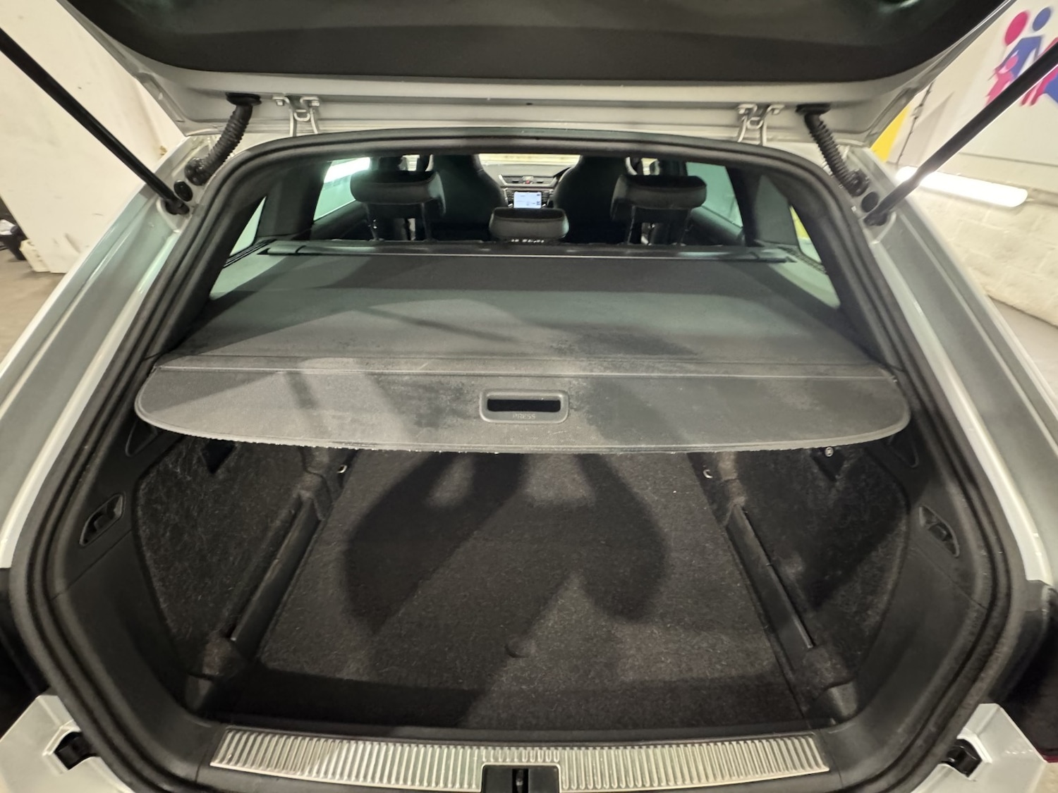 Used Skoda Superb 2017 for sale - 76725693: Photo 49