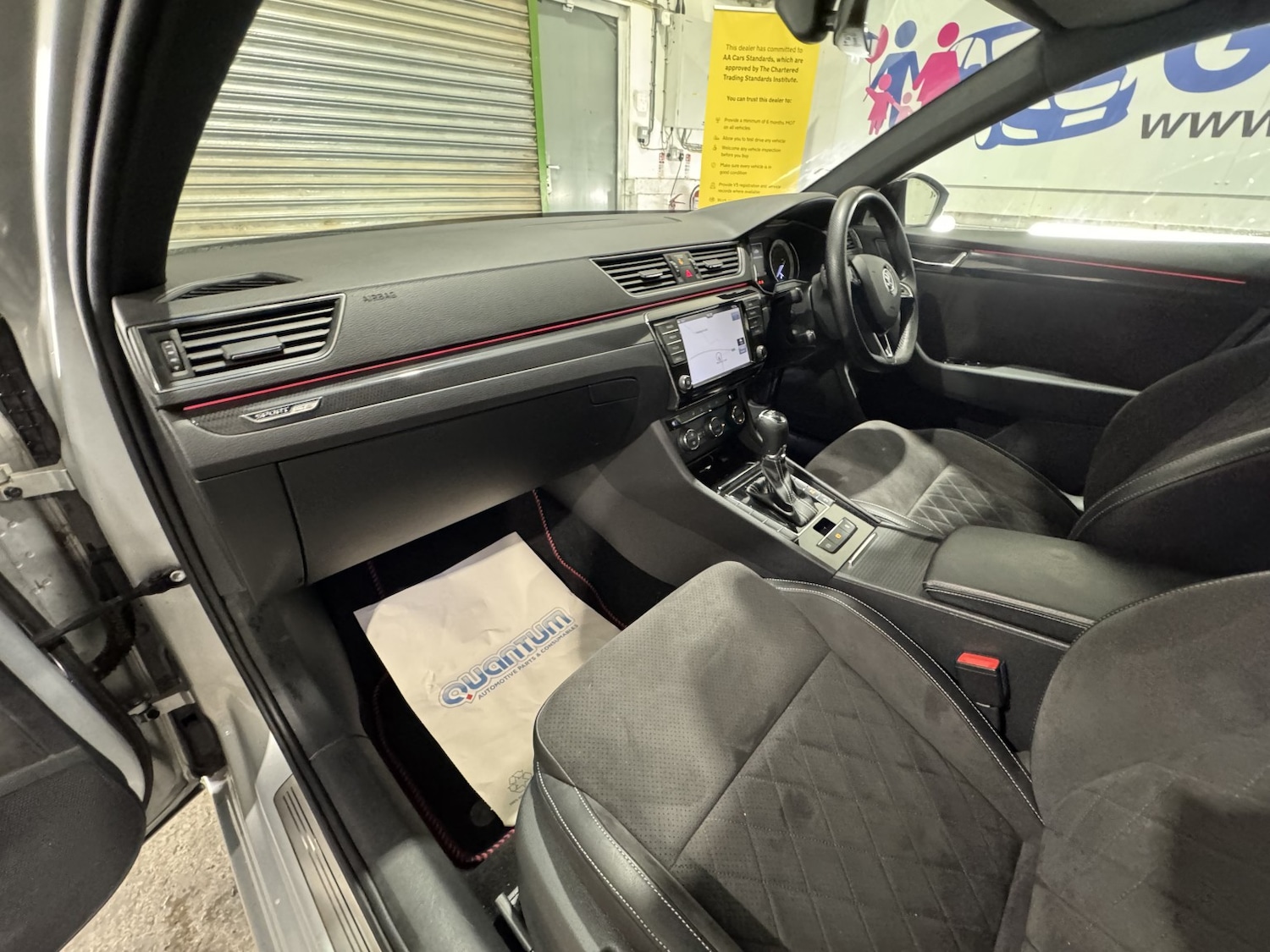 Used Skoda Superb 2017 for sale - 76725693: Photo 64