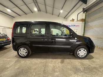 Used Renault Kangoo 2010 for sale - 79568942: Photo