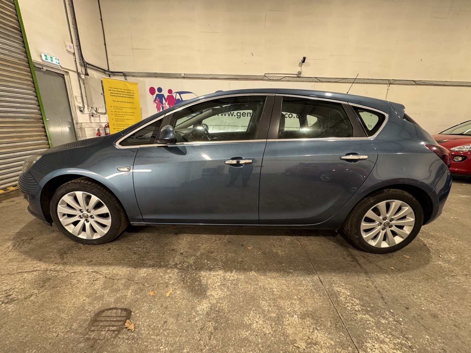 Used Vauxhall Astra 2013 for sale - 76836945: Photo 13