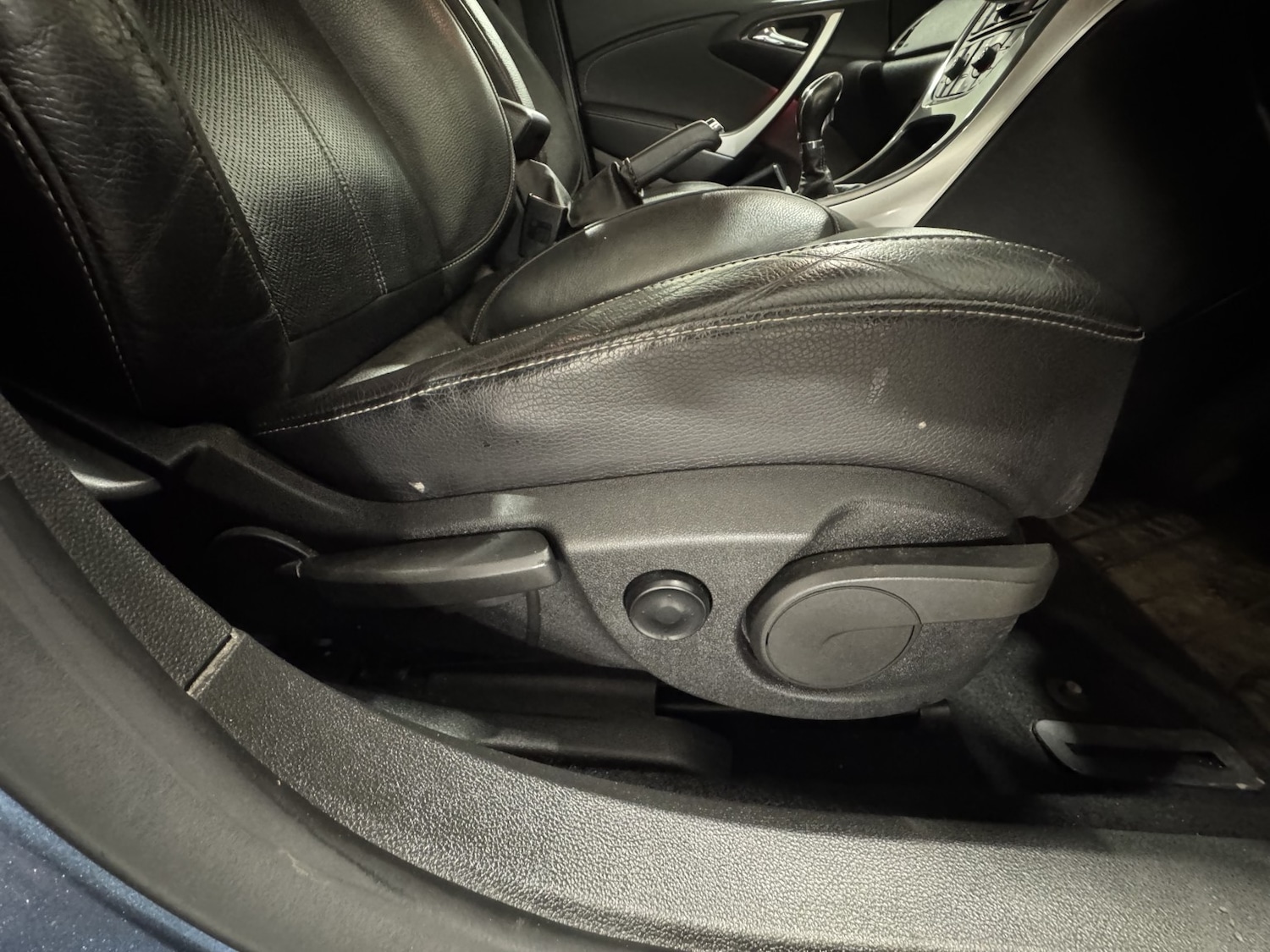 Used Vauxhall Astra 2013 for sale - 76836945: Photo 24