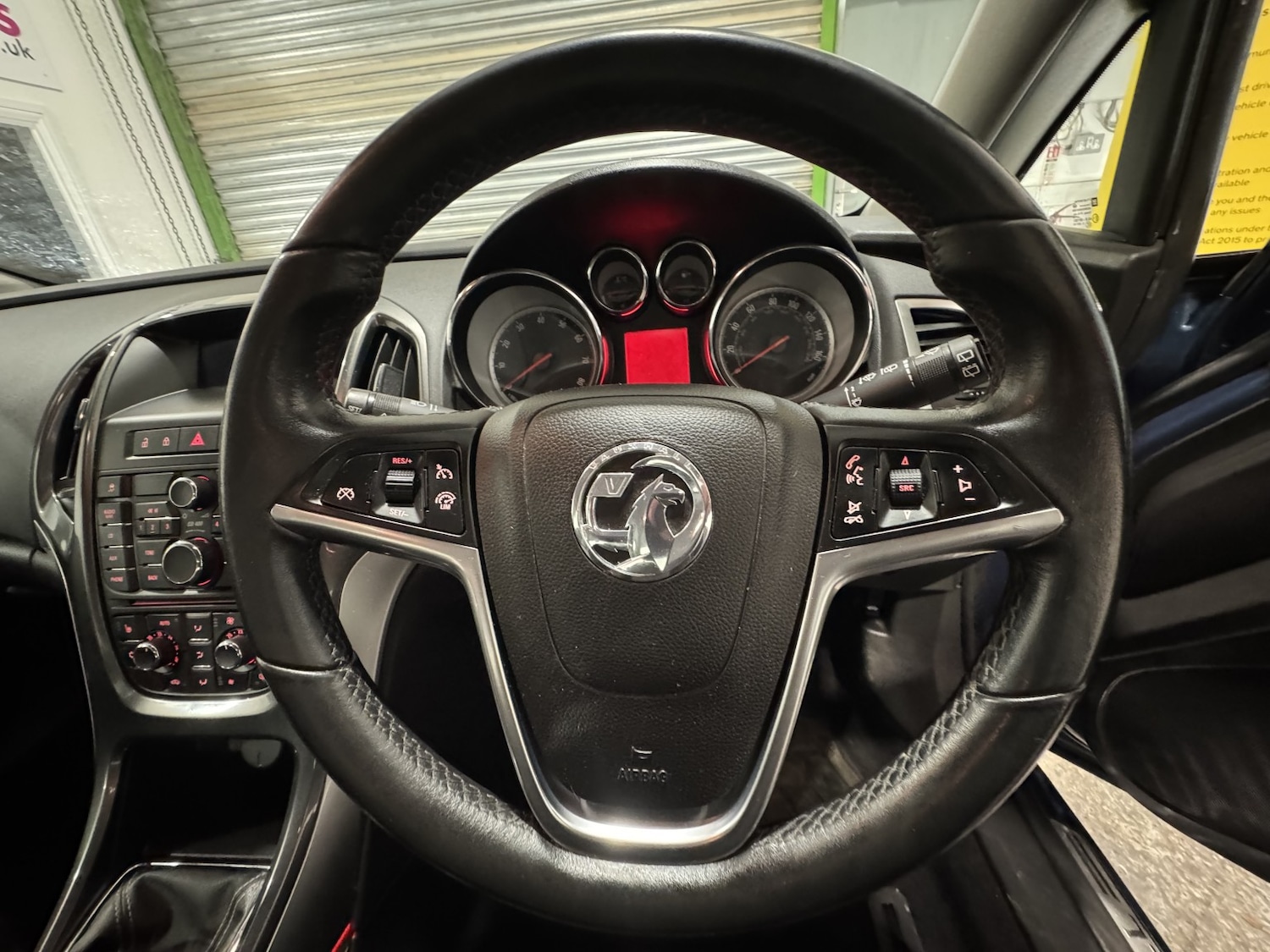 Used Vauxhall Astra 2013 for sale - 76836945: Photo 29