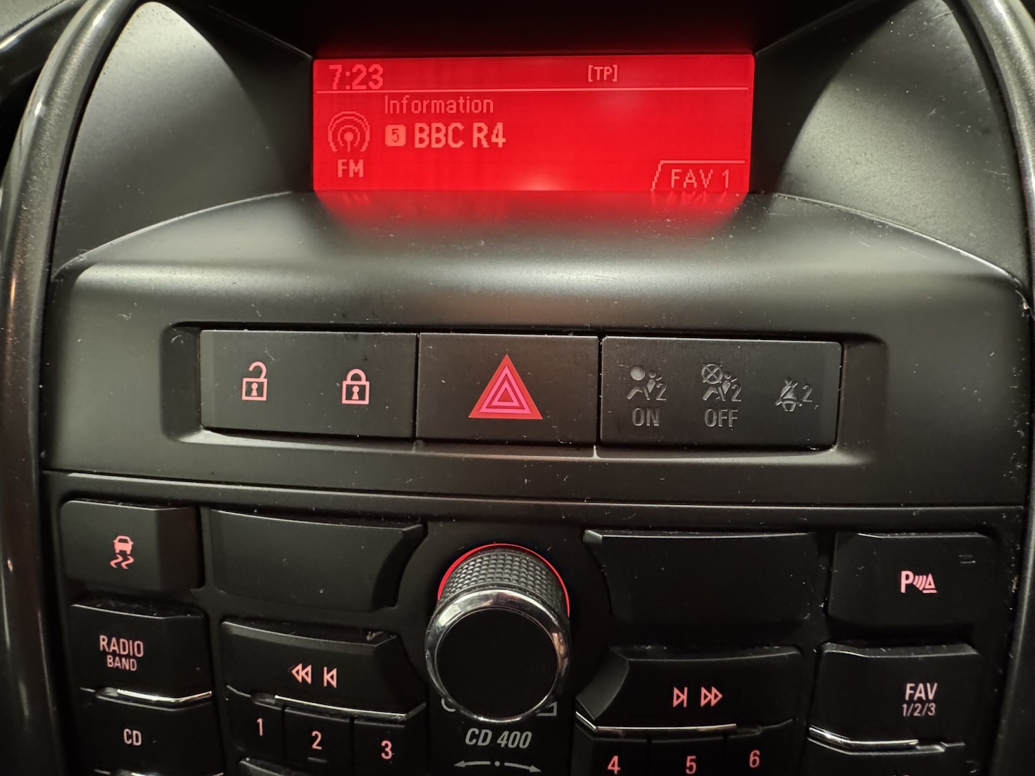 Used Vauxhall Astra 2013 for sale - 76836945: Photo 36