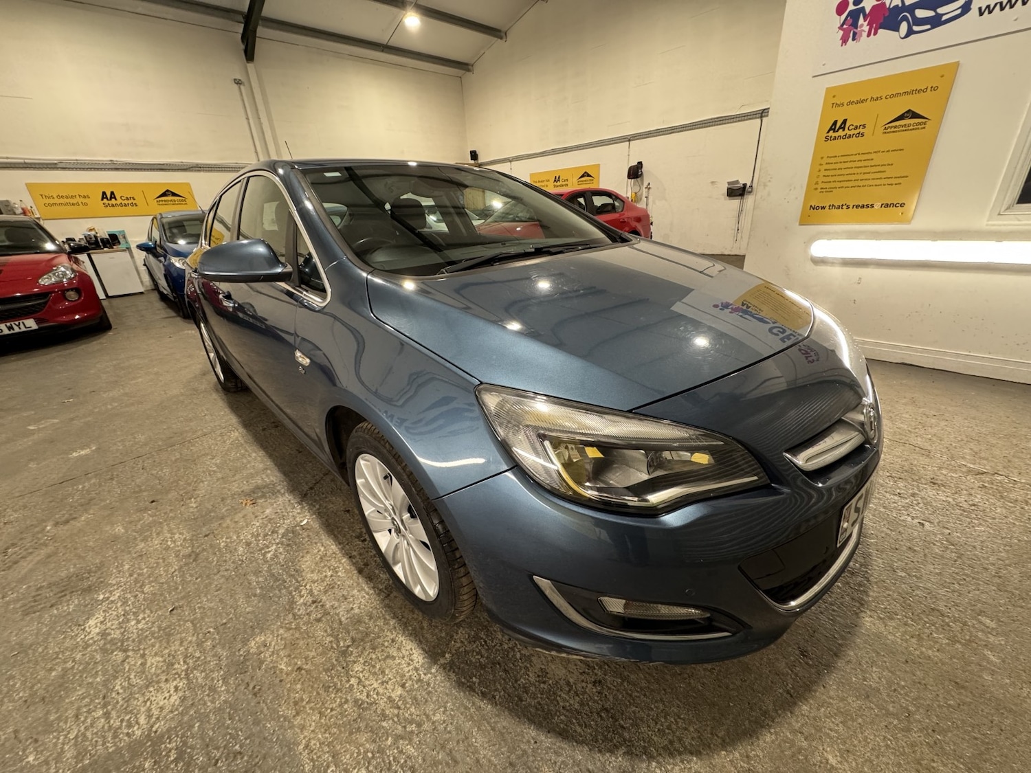 Used Vauxhall Astra 2013 for sale - 76836945: Photo 4