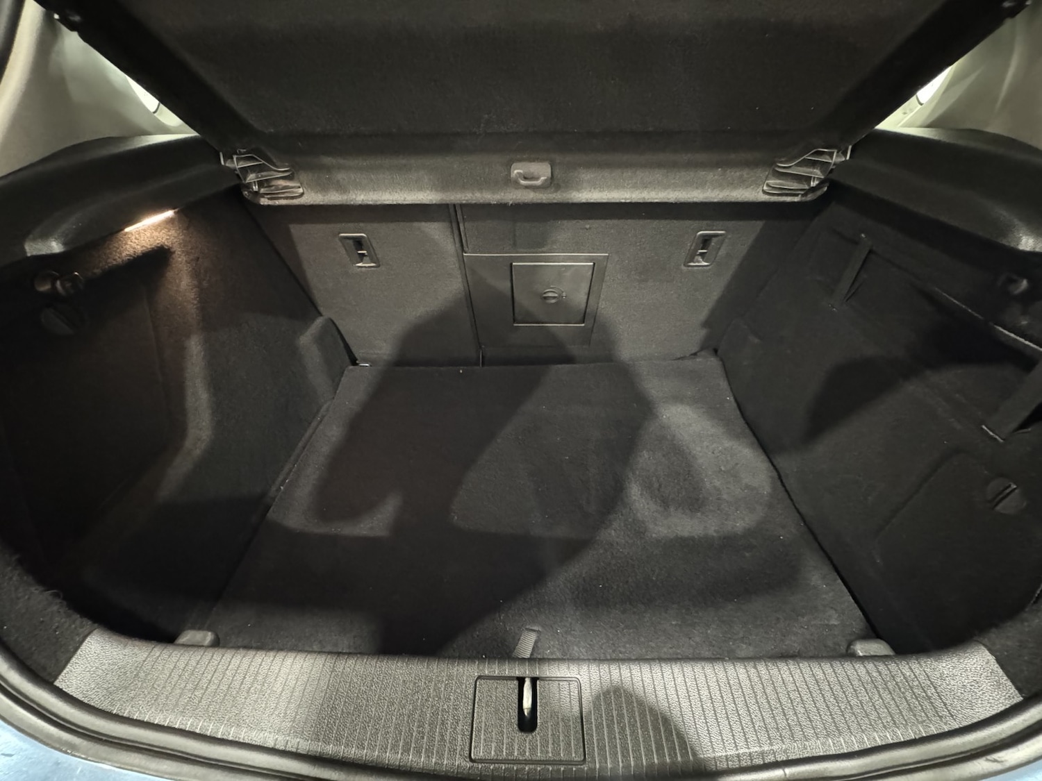 Used Vauxhall Astra 2013 for sale - 76836945: Photo 46