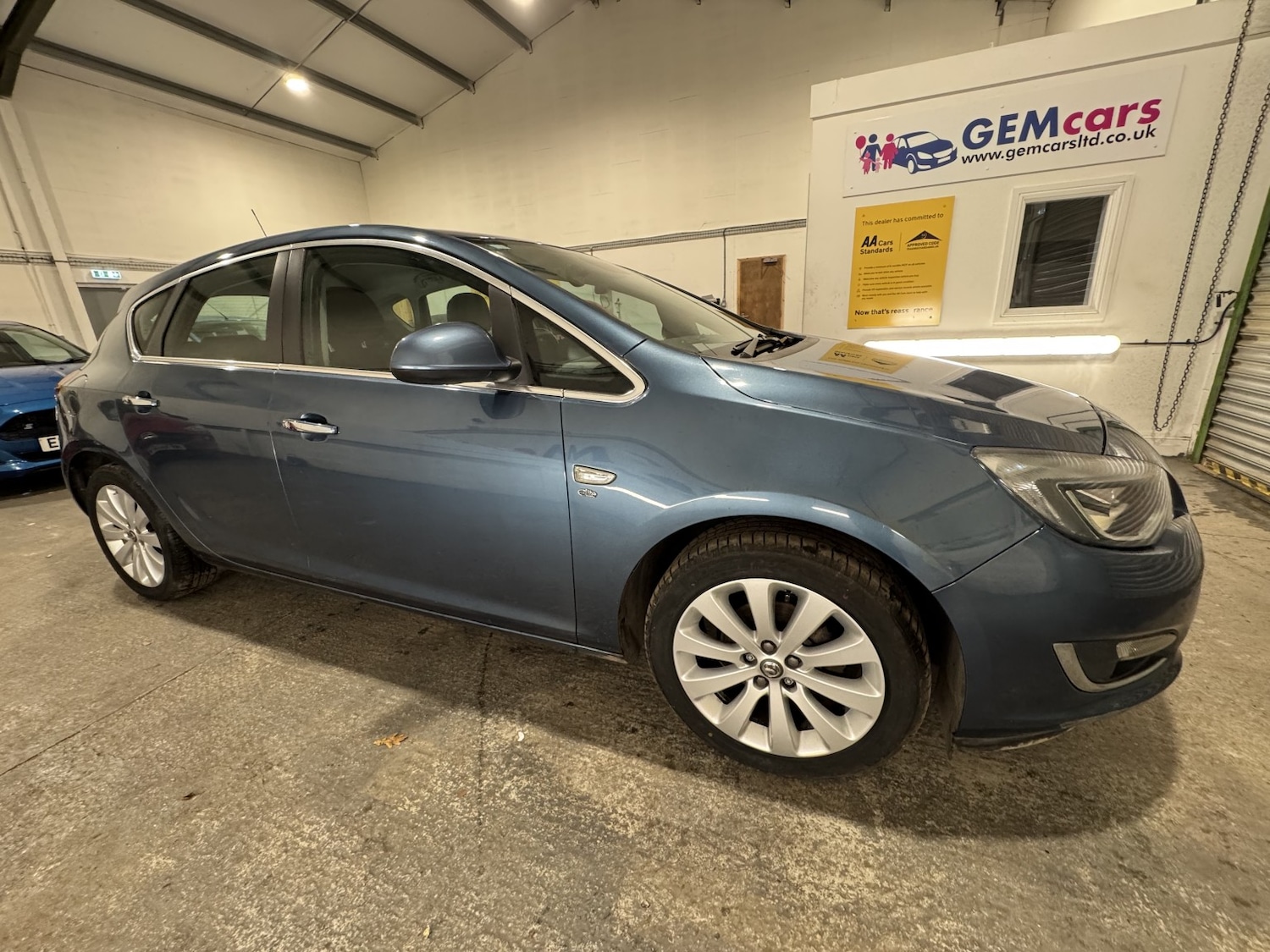 Used Vauxhall Astra 2013 for sale - 76836945: Photo 5