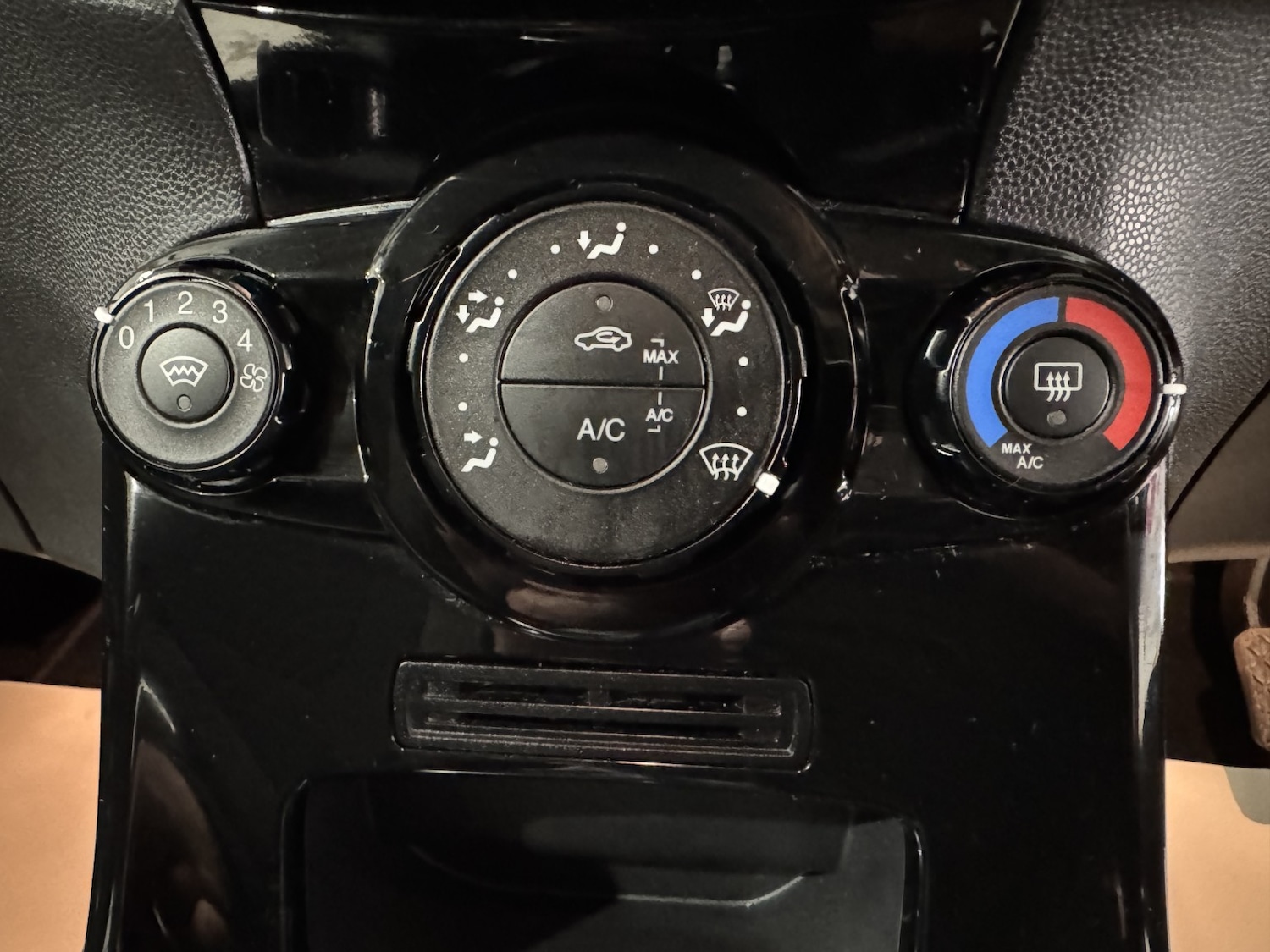 Used Ford Fiesta 2016 for sale - 77632426: Photo 35