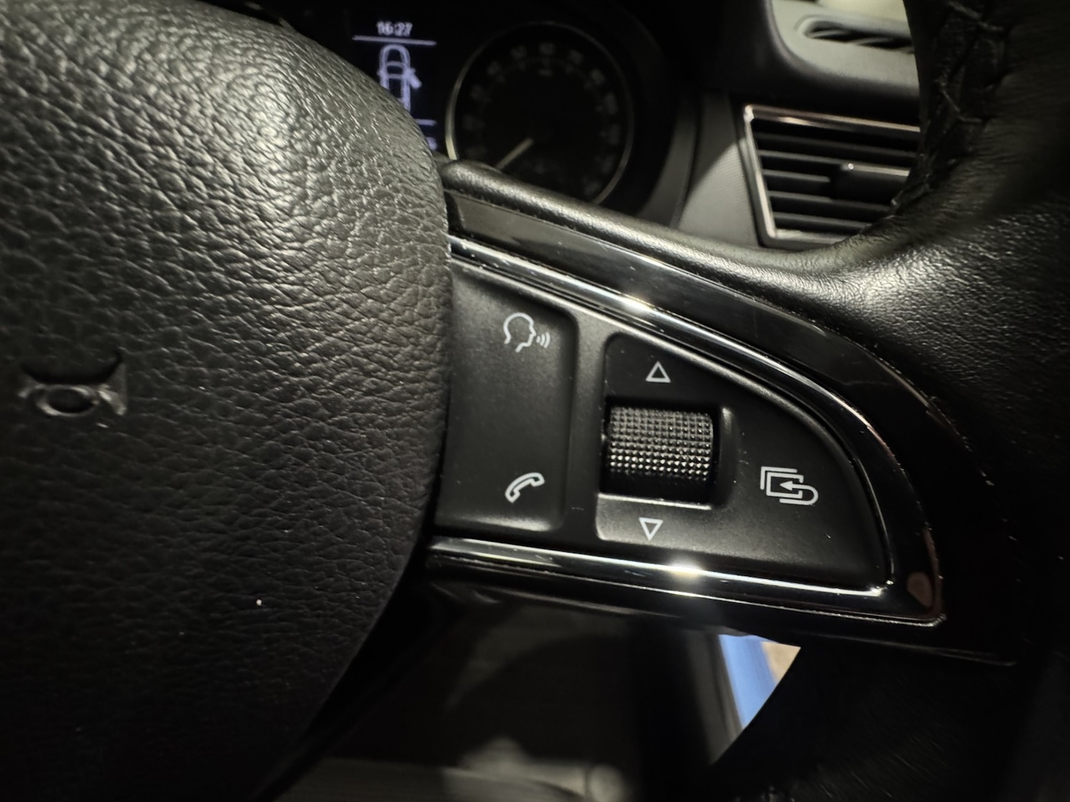 Used Skoda Rapid 2013 for sale - 78004586: Photo 31