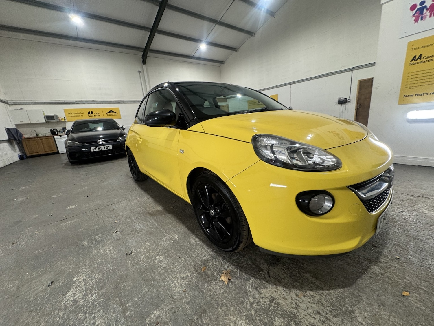 Used Vauxhall ADAM 2014 for sale - 76461549: Photo 6