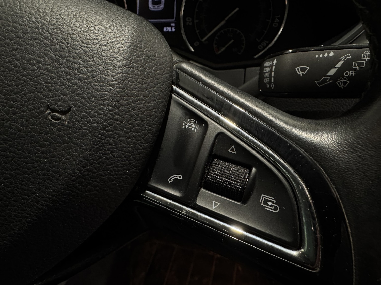 Used Skoda Superb 2016 for sale - 77953965: Photo 21