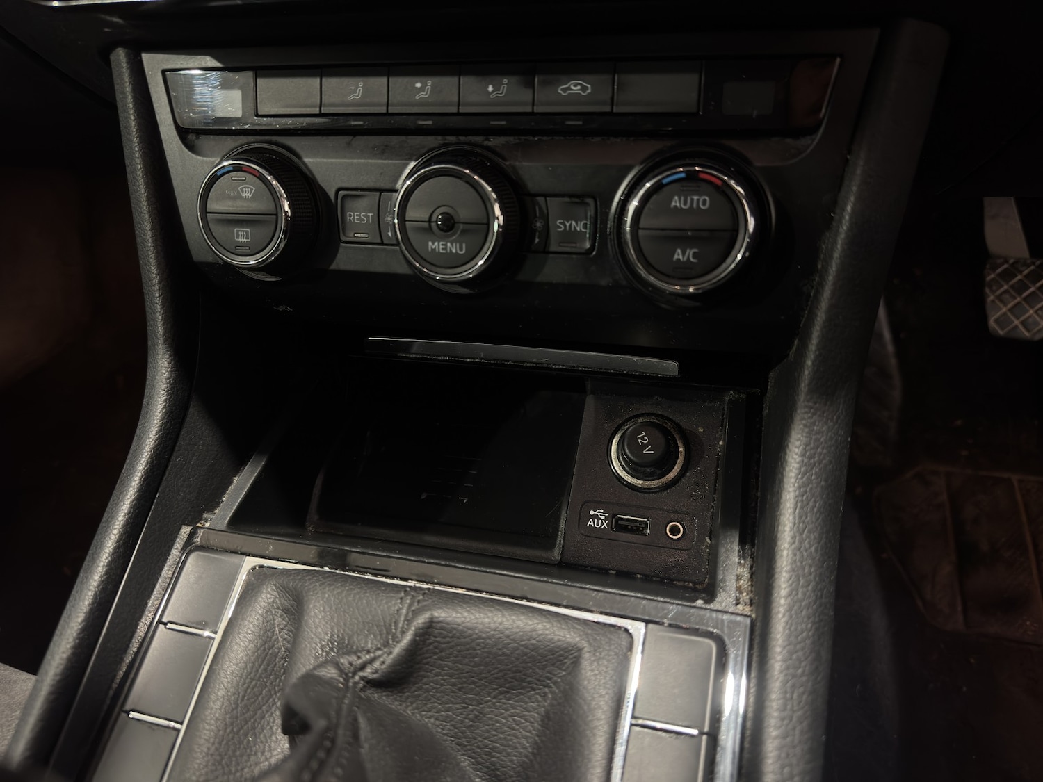 Used Skoda Superb 2016 for sale - 77953965: Photo 35