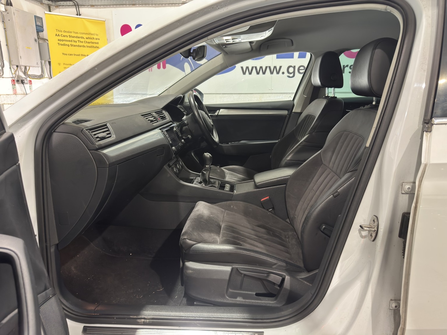 Used Skoda Superb 2016 for sale - 77953965: Photo 47