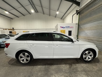 Used Skoda Superb 2016 for sale - 77953965: Photo