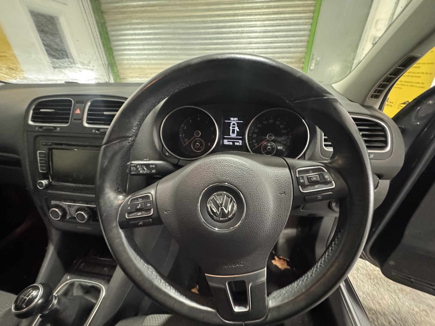 Used Volkswagen Golf 2010 for sale - 77474832: Photo 15