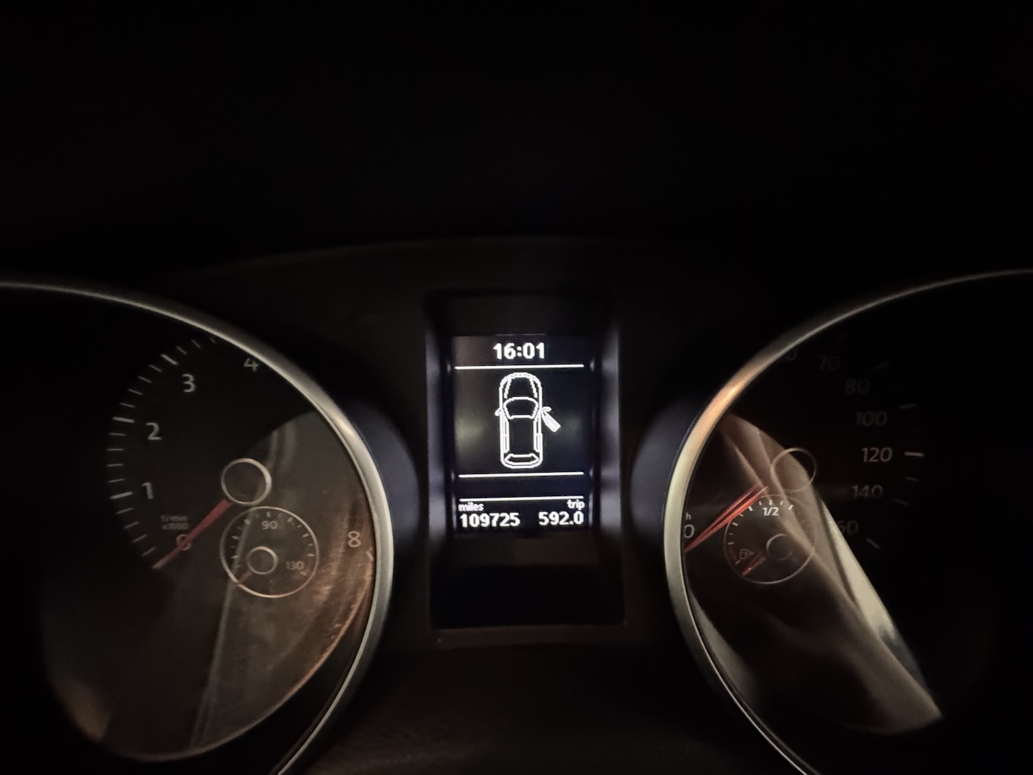 Used Volkswagen Golf 2010 for sale - 77474832: Photo 16