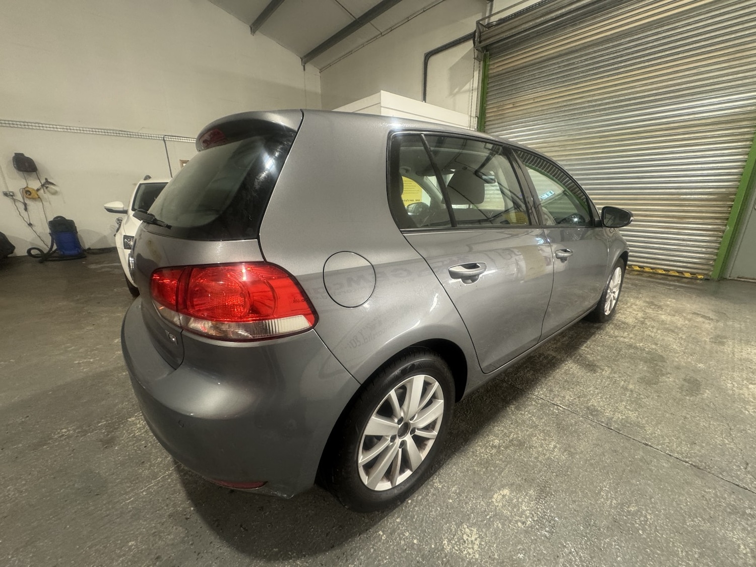 Used Volkswagen Golf 2010 for sale - 77474832: Photo 6