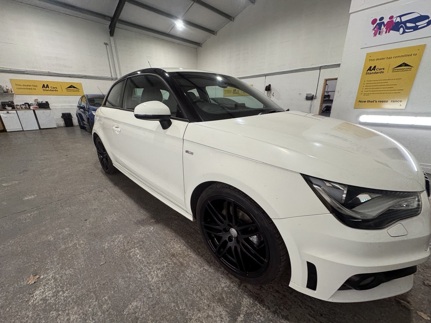 Used Audi A1 2011 for sale - 76769815: Photo 5
