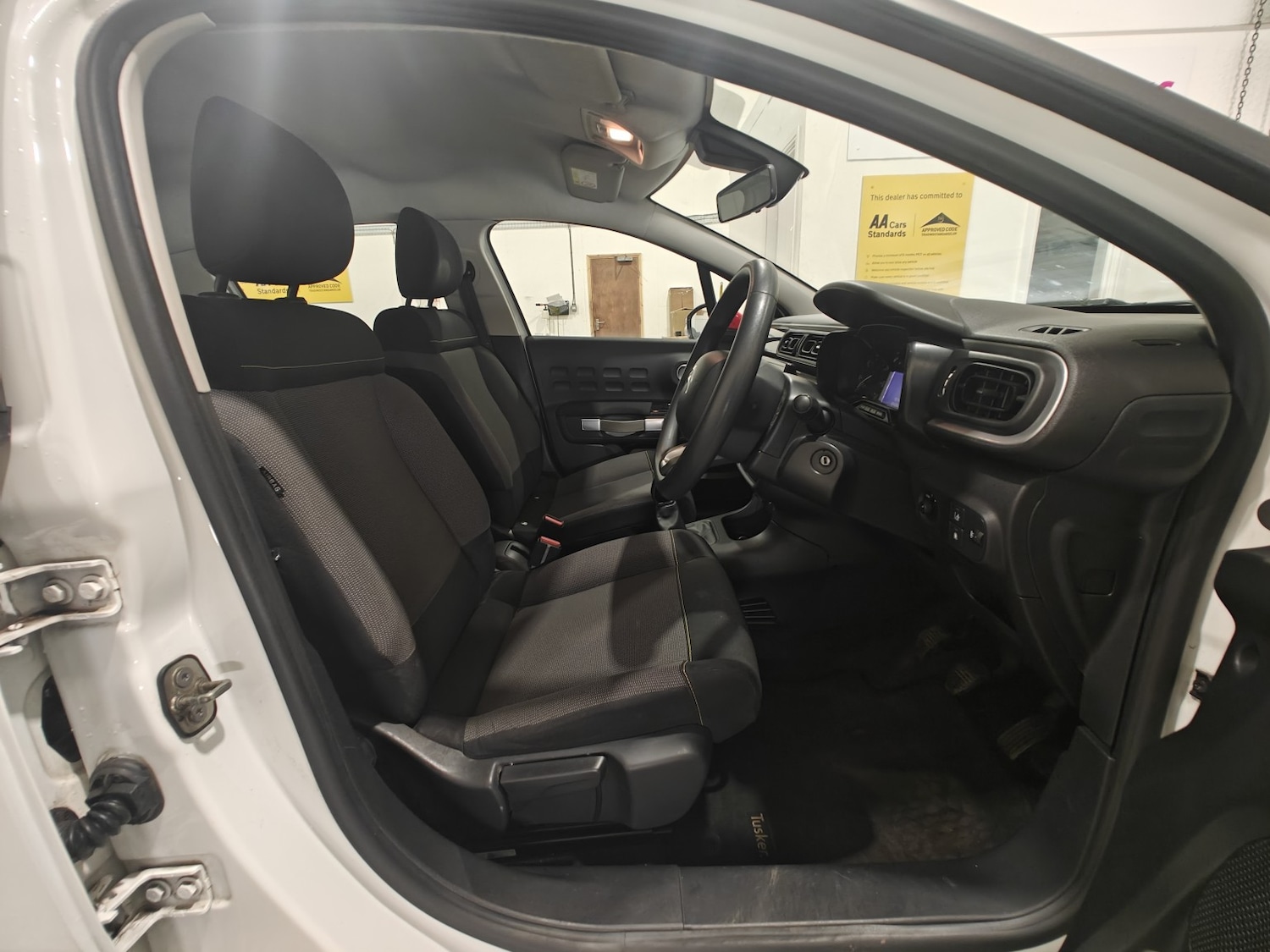 Used Citroen C3 2017 for sale - 77398339: Photo 10