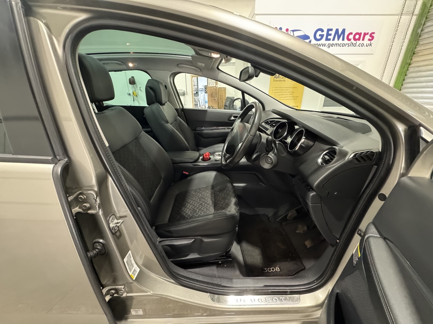 Used Peugeot 3008 2016 for sale - 76692813: Photo 17