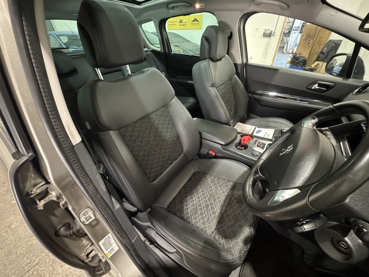 Used Peugeot 3008 2016 for sale - 76692813: Photo 21