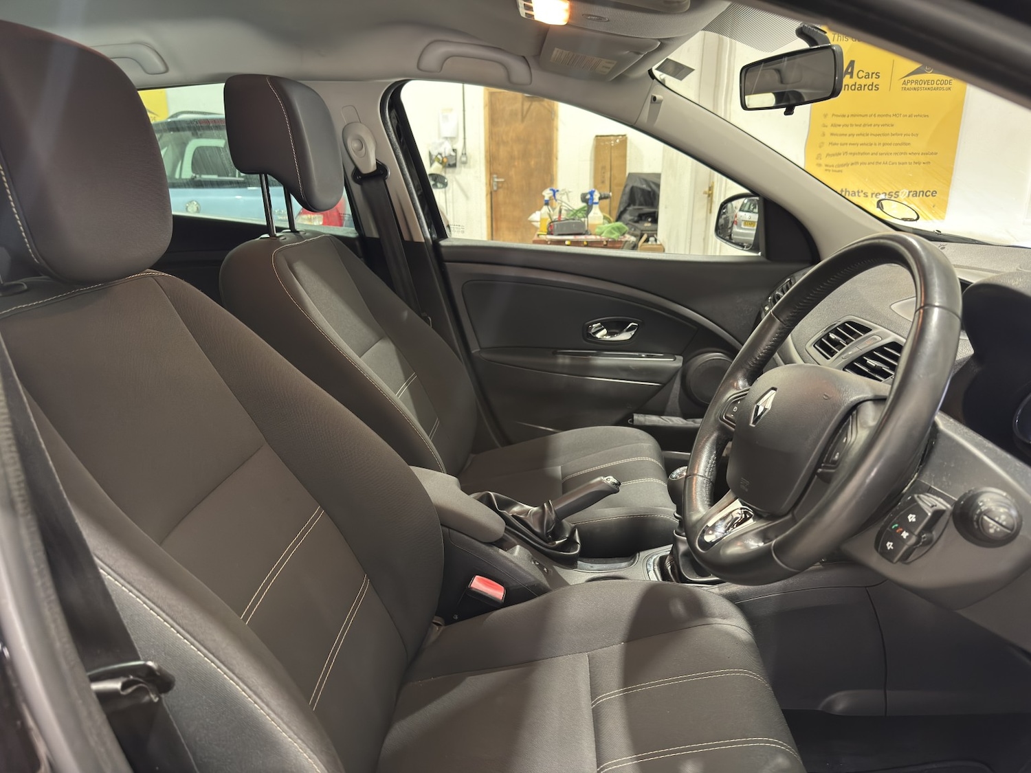 Used Renault Megane 2014 for sale - 77749945: Photo 5