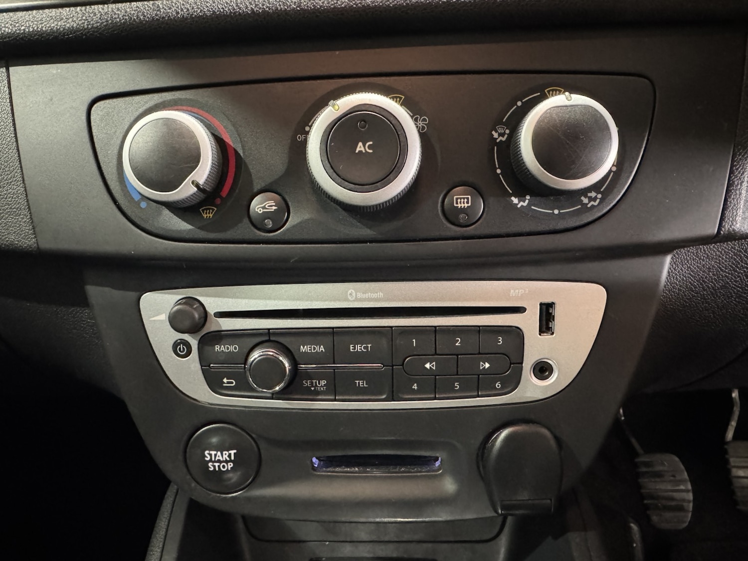 Used Renault Megane 2014 for sale - 77749945: Photo 7