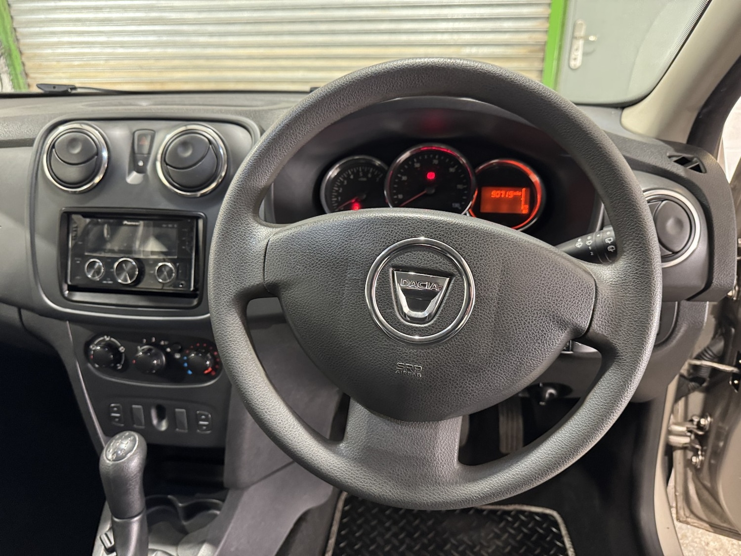 Used Dacia Sandero 2015 for sale - 77289088: Photo 20