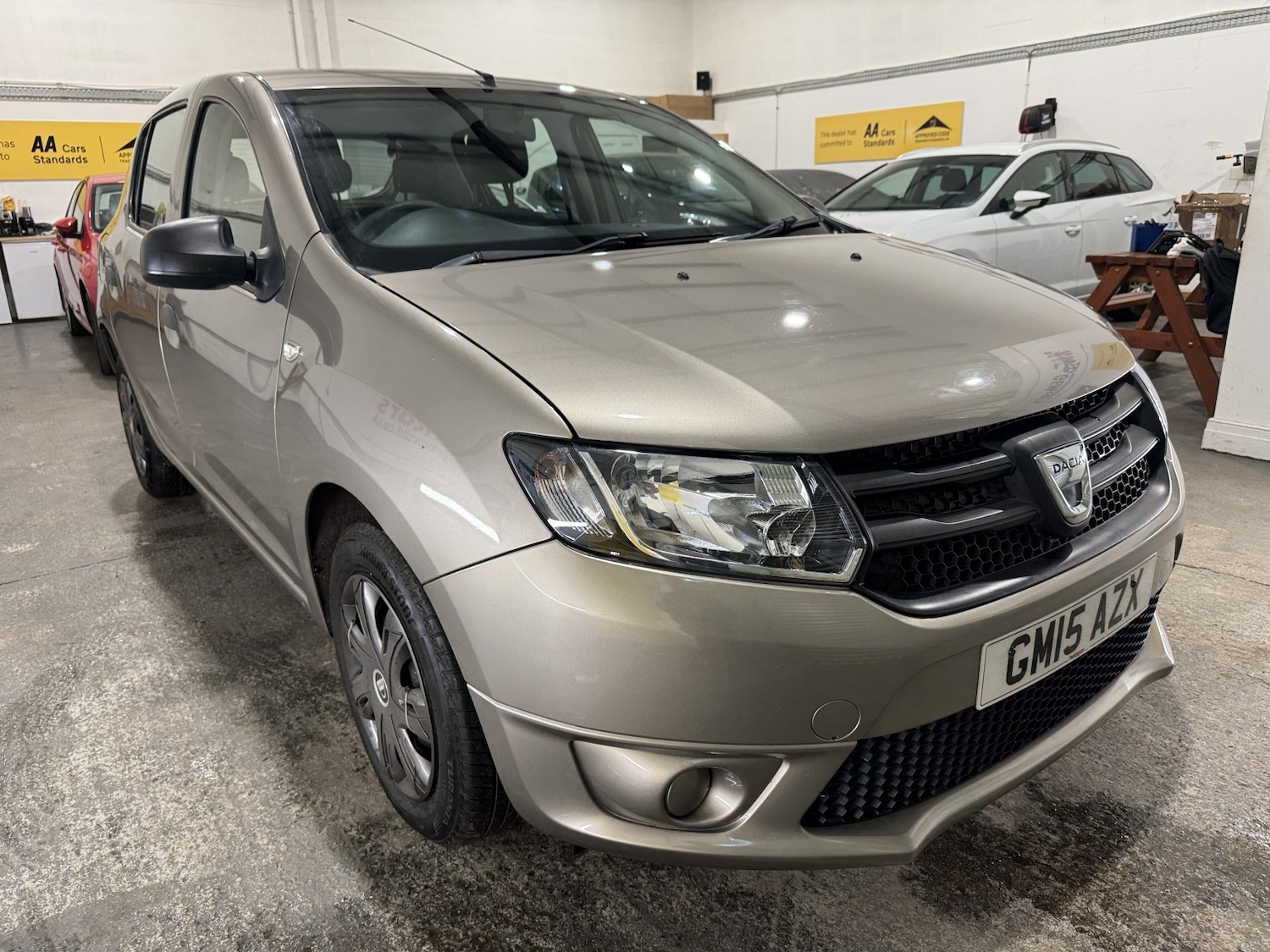 Used Dacia Sandero 2015 for sale - 77289088: Photo 3