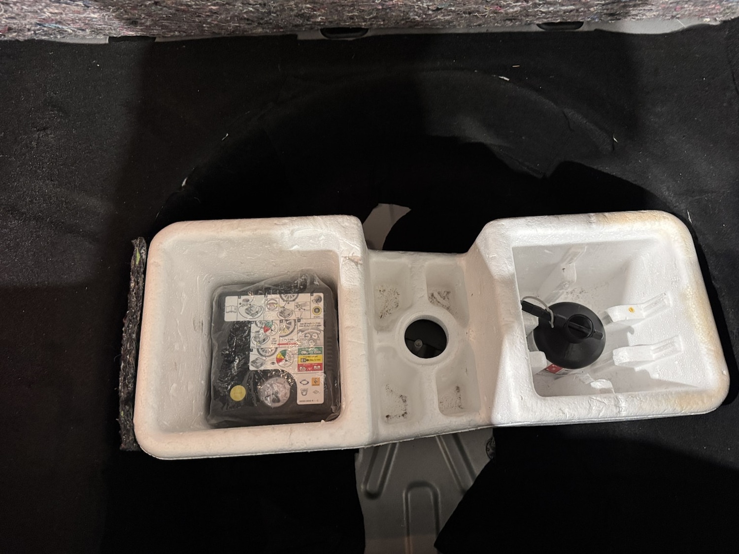 Used Dacia Sandero 2015 for sale - 77289088: Photo 36