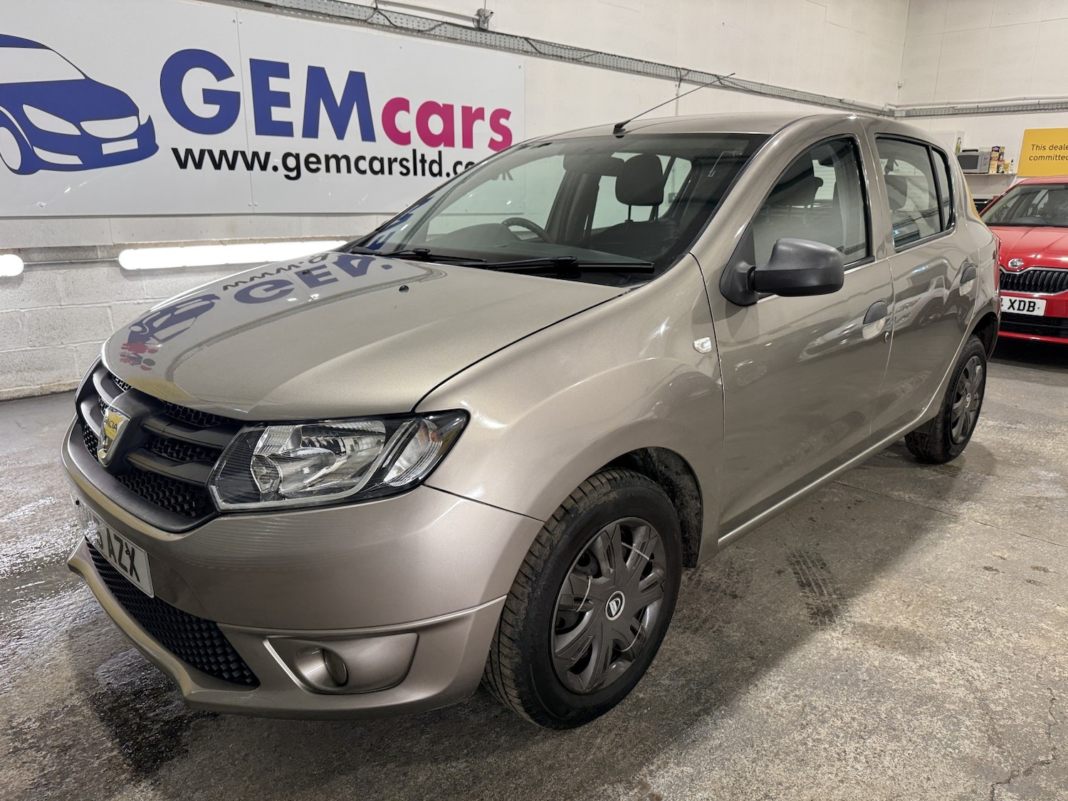 Used Dacia Sandero 2015 for sale - 77289088: Photo 9