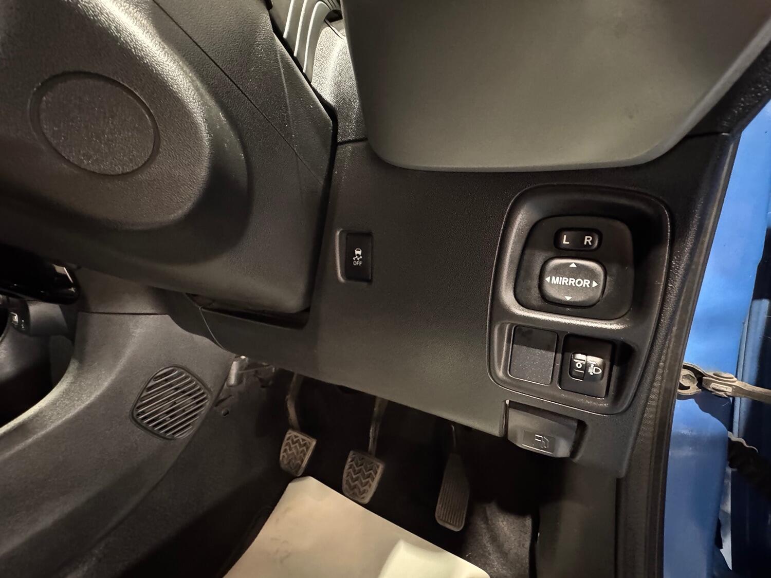 Vehicle 27