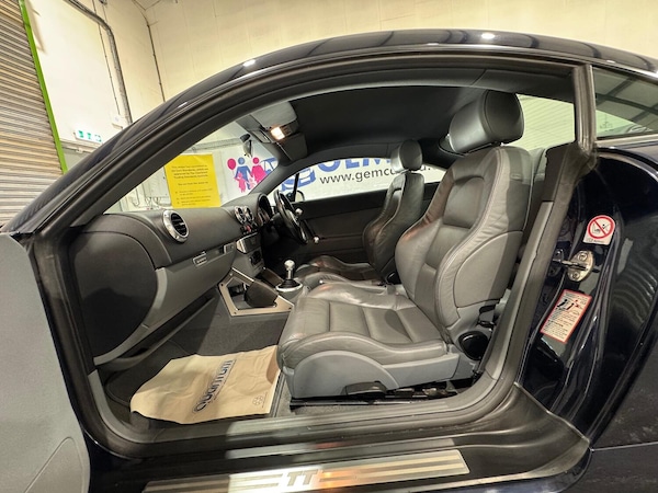 Used Audi TT 2005 for sale - 75266589: Photo 42