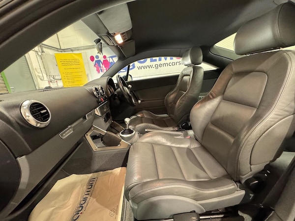 Used Audi TT 2005 for sale - 75266589: Photo 43